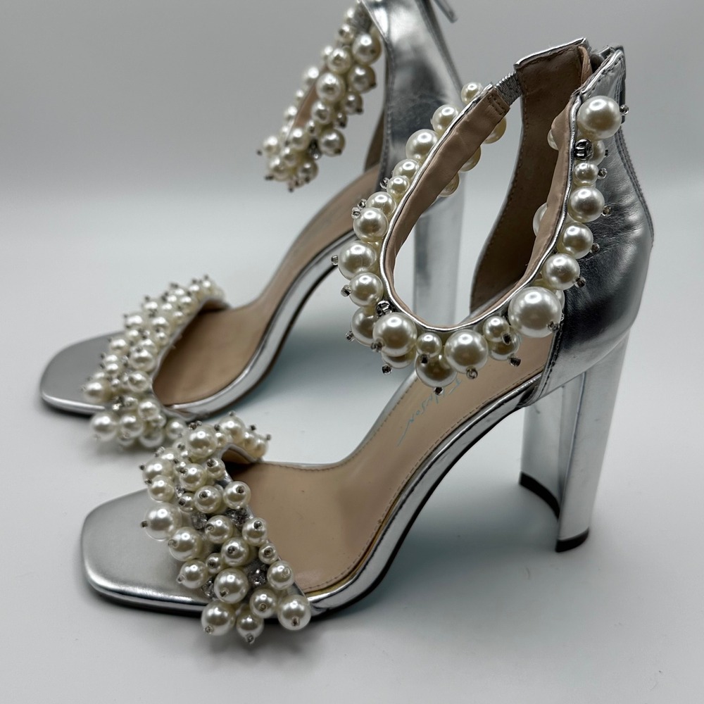 Betsey Johnson SB Fay Silver Pearl Rhinestone Block Heel Sandals Size 6.5